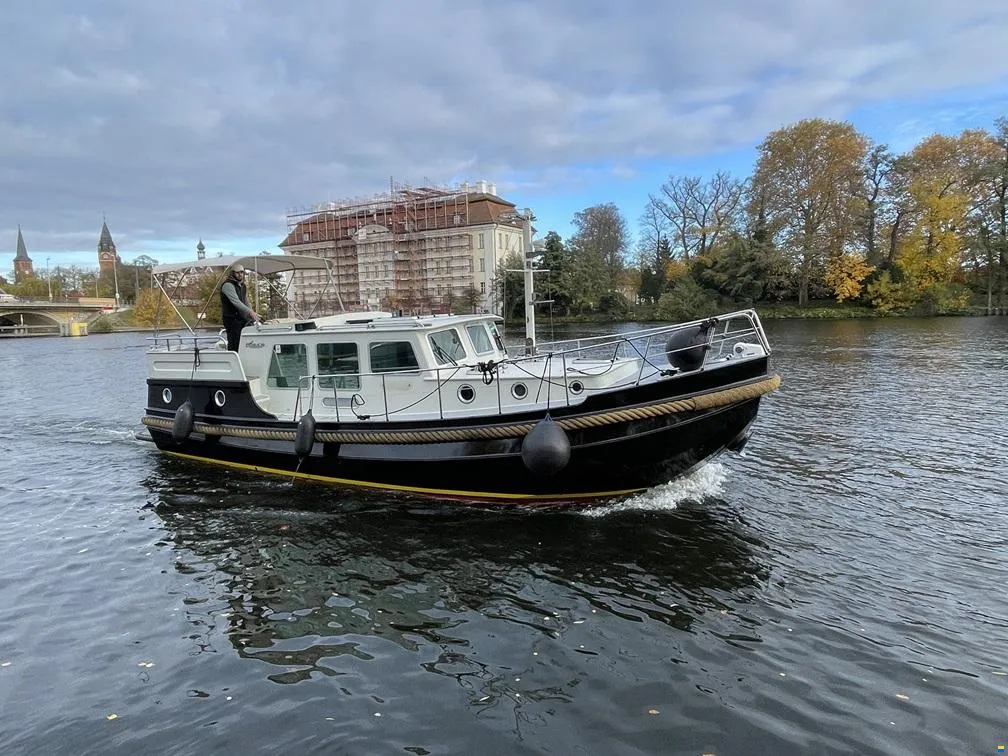 686367-9840647d89d2fefa33047444123415ac-x-8268081-18dc47d4c780eb4a0b38db74a8f02a5c